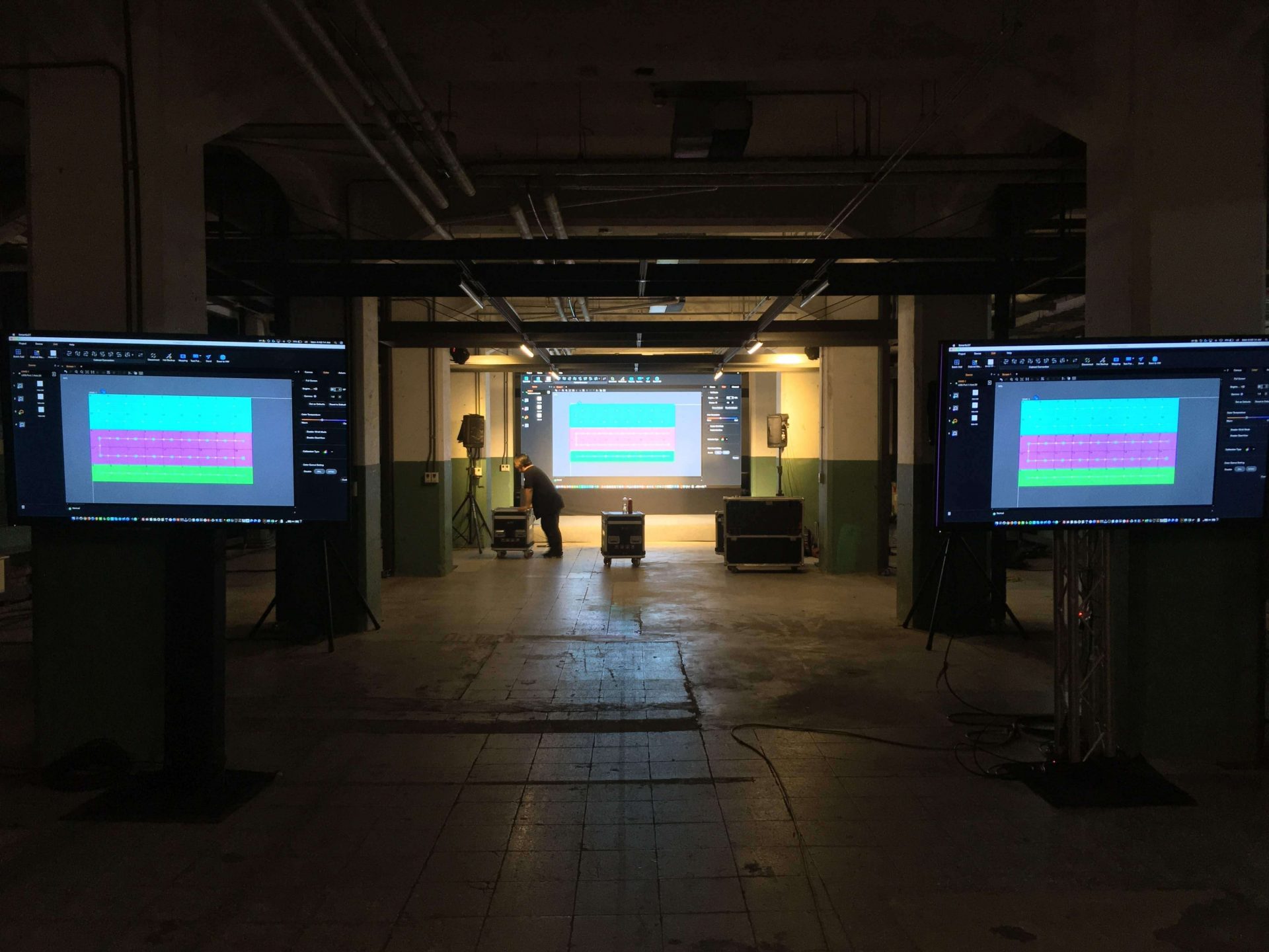 寶宥是一群企劃、設計、影像、硬體技術人員的集合，統籌整合您活動上一切的需求，是您活動上最可靠的選擇