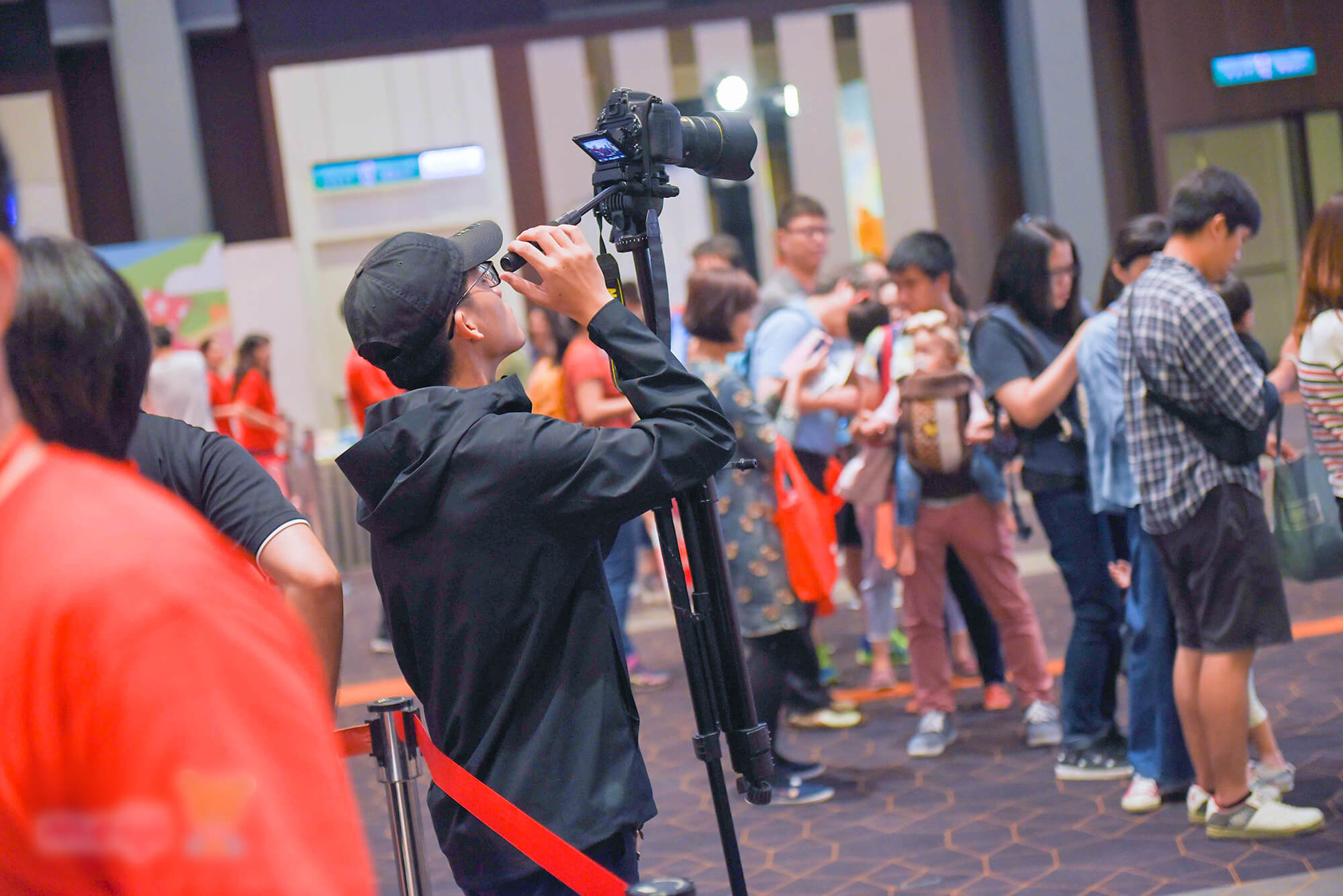 寶宥是一群企劃、設計、影像、硬體技術人員的集合，統籌整合您活動上一切的需求，是您活動上最可靠的選擇