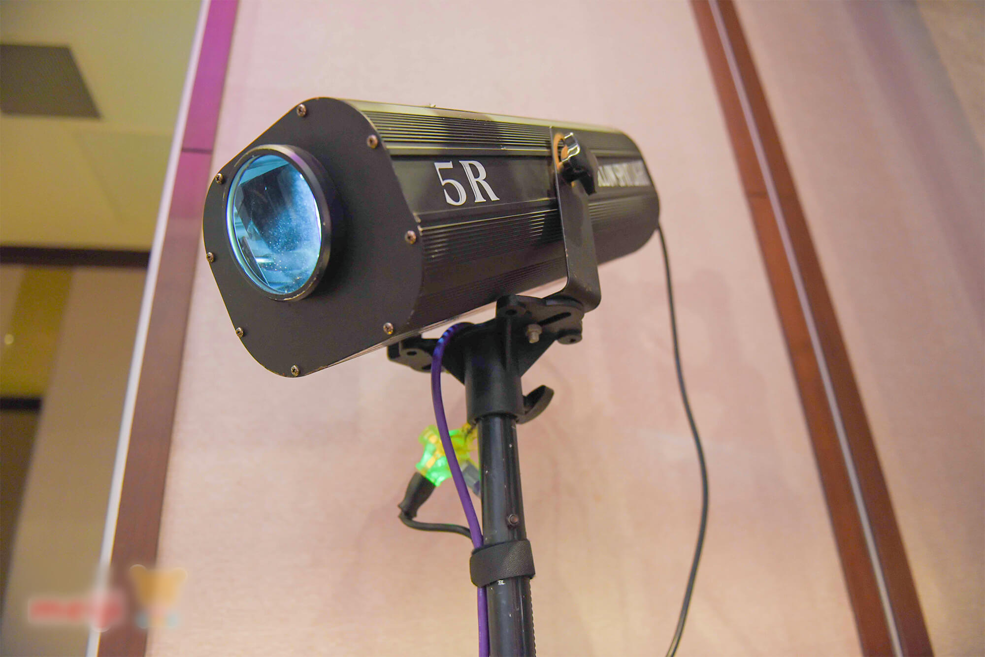 寶宥是一群企劃、設計、影像、硬體技術人員的集合，統籌整合您活動上一切的需求，是您活動上最可靠的選擇