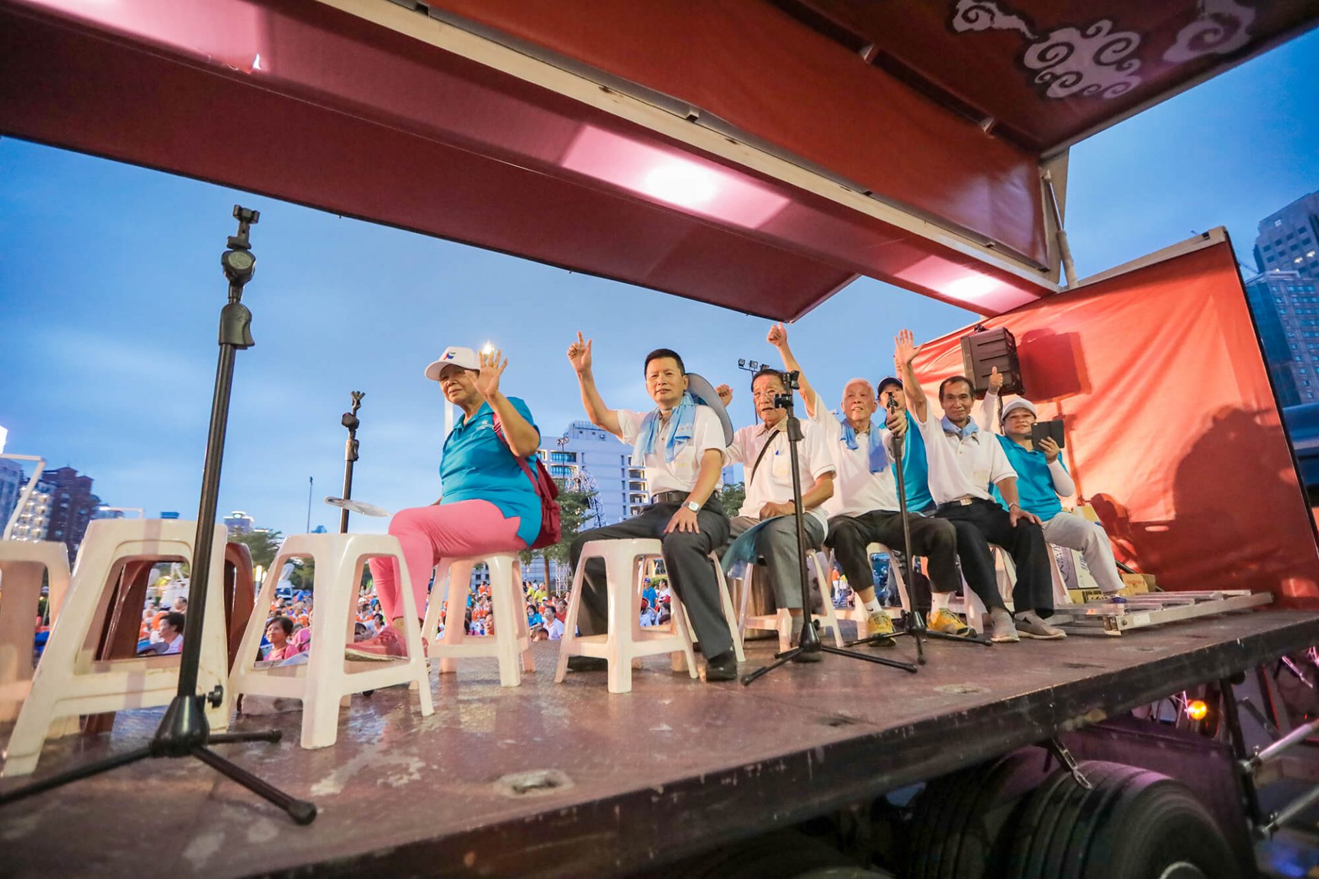 寶宥是一群企劃、設計、影像、硬體技術人員的集合，統籌整合您活動上一切的需求，是您活動上最可靠的選擇