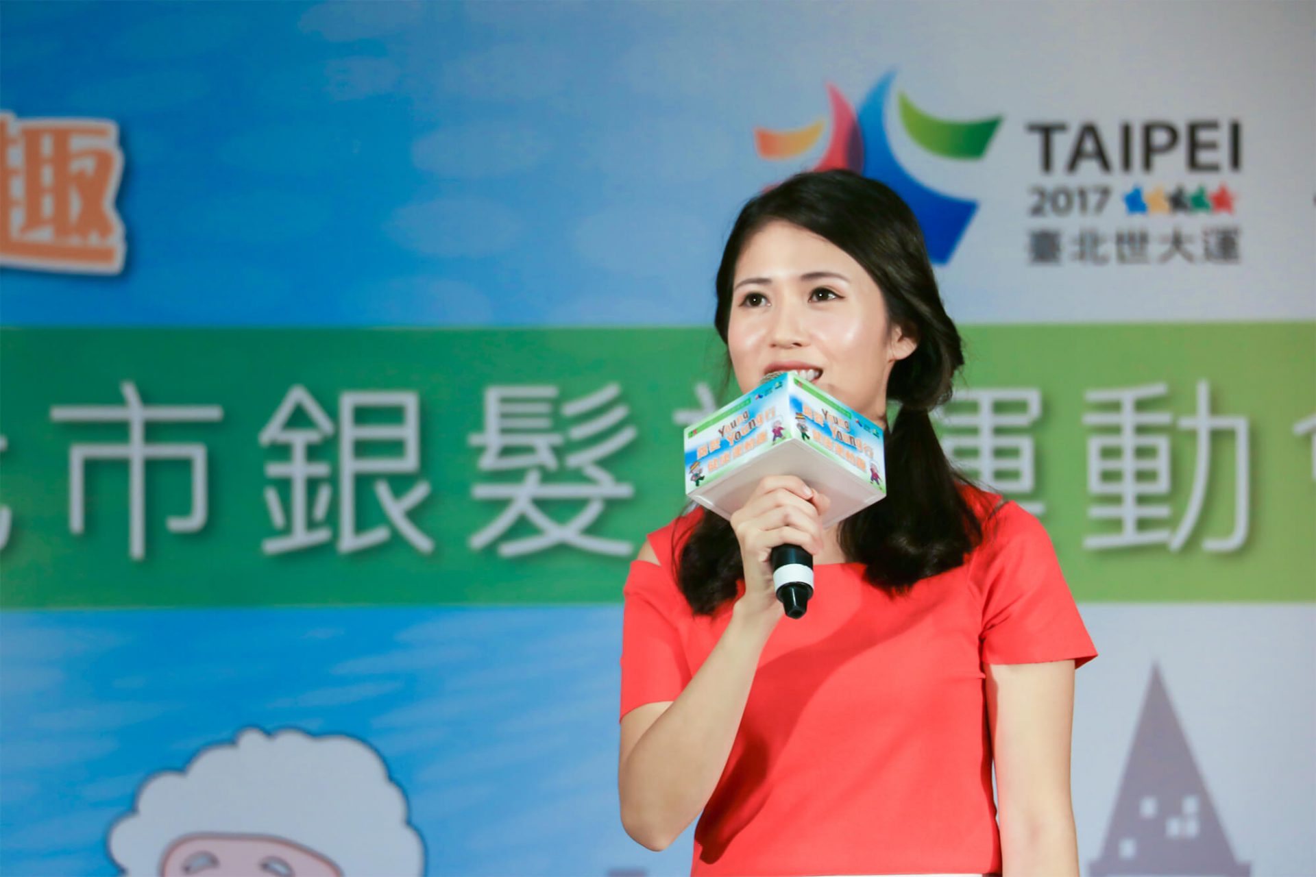 寶宥是一群企劃、設計、影像、硬體技術人員的集合，統籌整合您活動上一切的需求，是您活動上最可靠的選擇